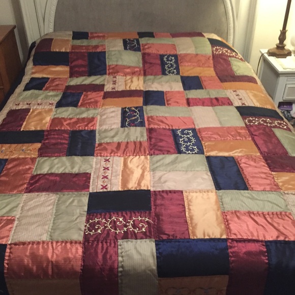 none Other - Gorgeous satin like Patchwork Bedspread